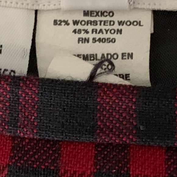 Size 14 Wool and Rayon Skirt - Picture 10 of 10